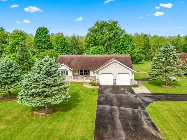 223 Leo Dr, Burlington, MI 49029