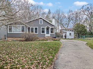 2546 Princeton Ave, Evanston, IL