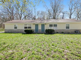 506 N Calhoun St, Tolono, IL 61880