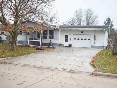 205 E 7th St, Riceville, IA, 50466