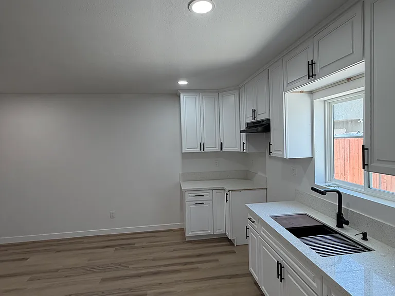 133 S 2nd St #135-B — Photo 10