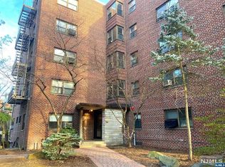 3050 Edwin Ave APT 1E, Fort Lee, NJ 07024