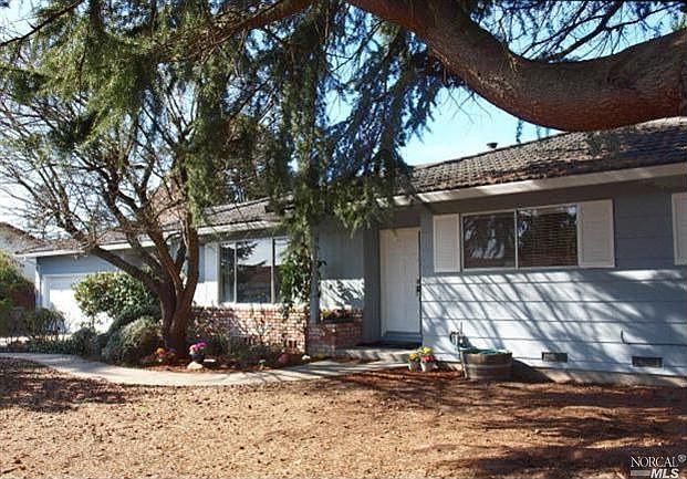 1st image of 19447 Victoria Ct