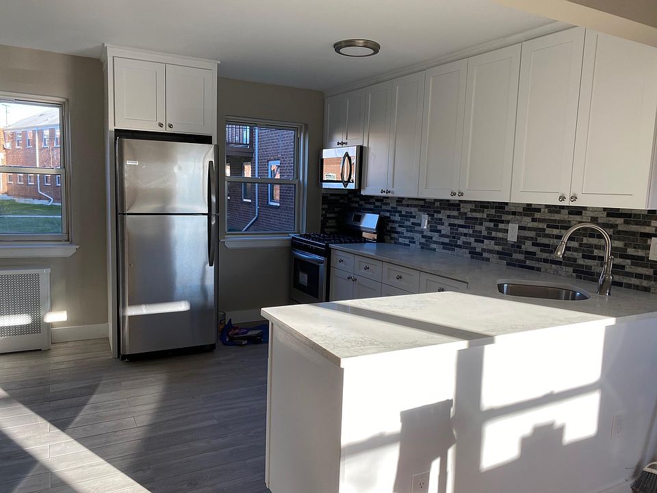 1st image of 7517 Commonwealth Blvd #1