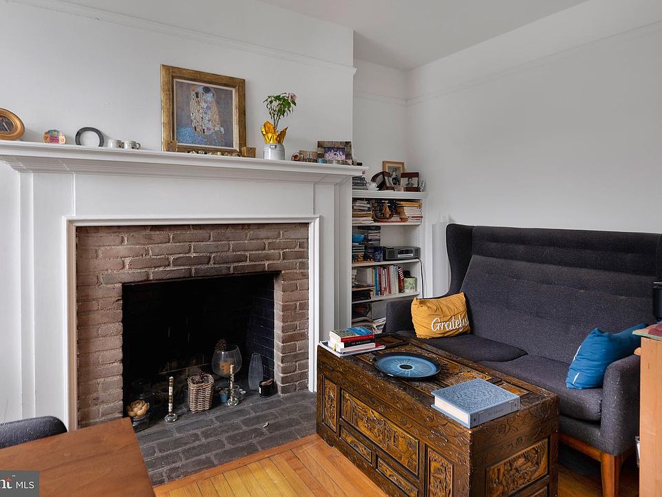 1st image of 48 Nassau St APT E