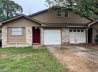 22221 Moss Falls Ln, Spring, TX 77373