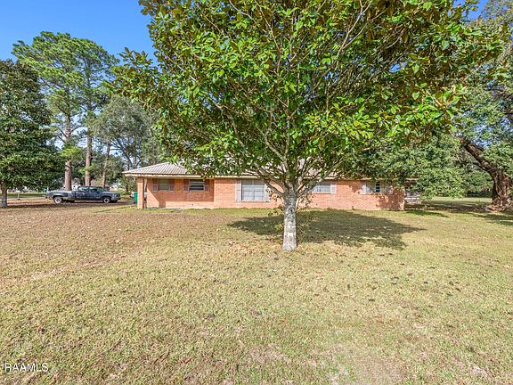 3rd image of 1101 Fortune Rd