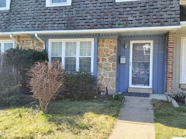 3210 Crystal Ct, Wilmington, DE 19810