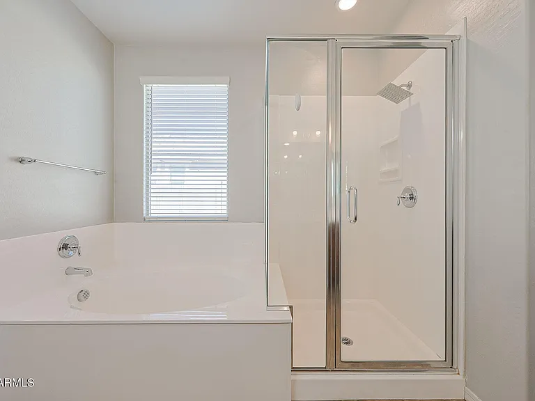 15269 W Pierce St — Photo 24