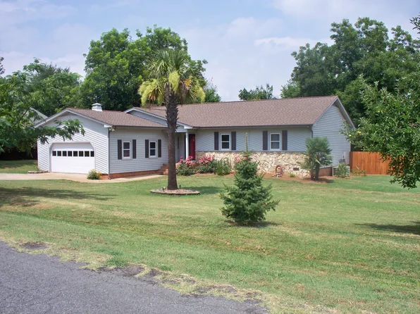 129 Mooreland Rd, Mooresville, NC 28117