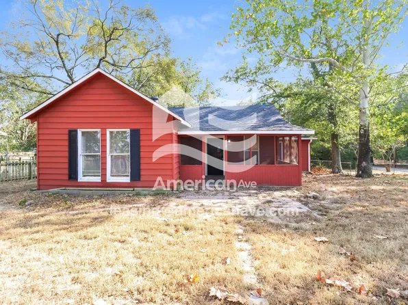 1318 E Woodruff Ave, Sherwood, AR 72120