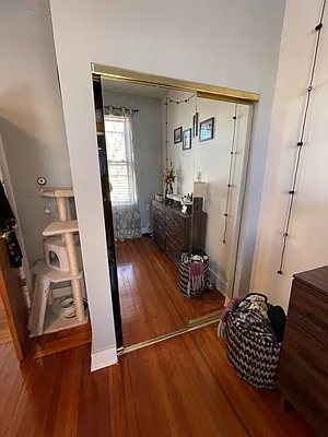 Rented by Bouklis Group | media 13