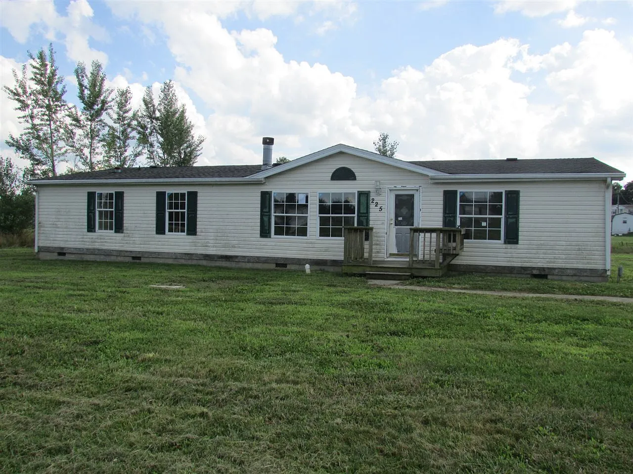 225 Bed Rock Ln photo 1