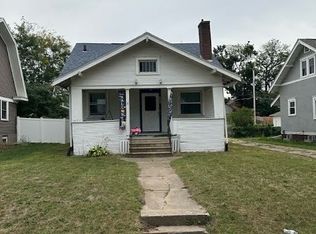 2507 B Ave NE, Cedar Rapids, IA 52402