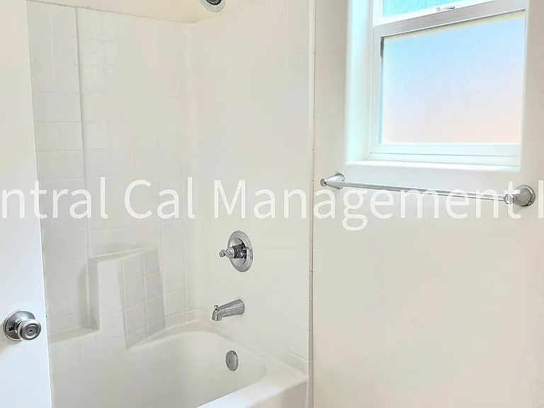 9029 Almond Creek Dr — Photo 15
