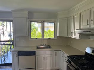 61 Normandy Rd, Yonkers, NY 10701