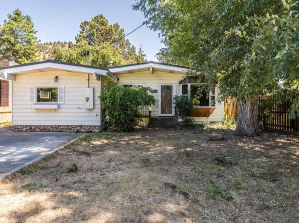 834 NE 11th St, Bend, OR 97701