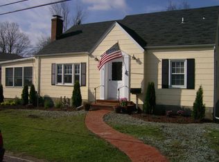 8 Walnut St, Cornwall, NY 12518