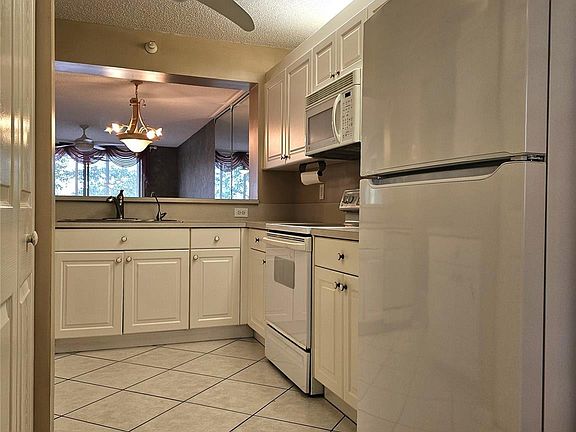 5th image of 7763 Southampton Terrace #310