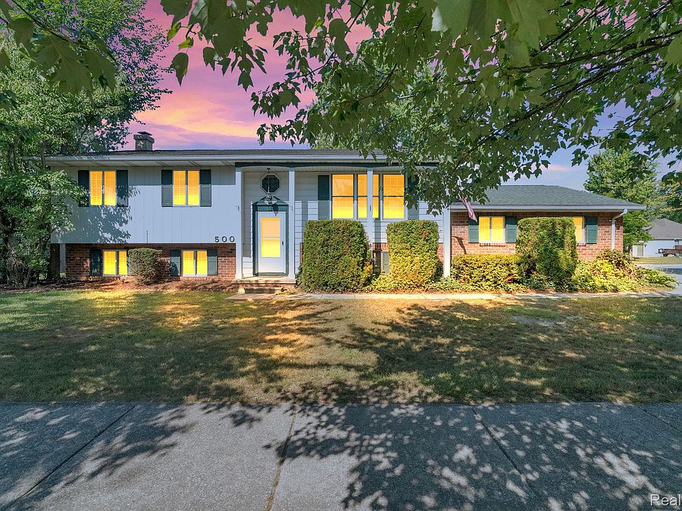 1st image of 500 Connecticut Ave