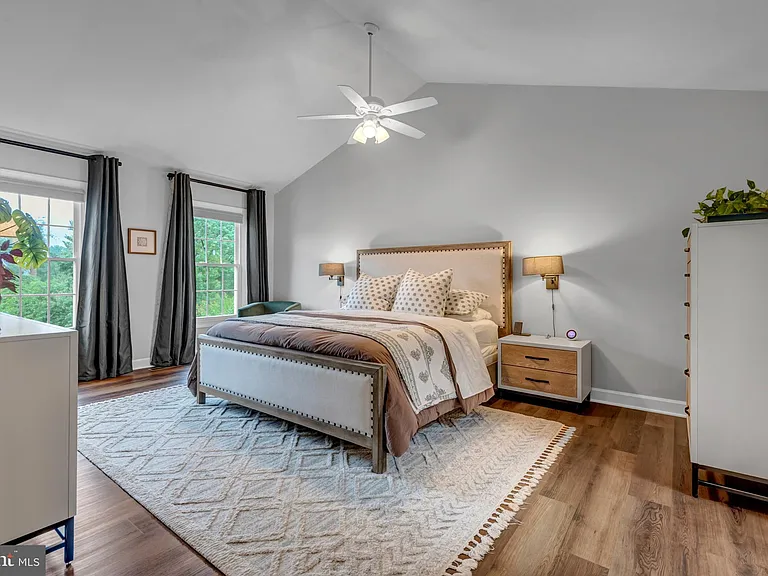 2816 Bargate Ct — Photo 29
