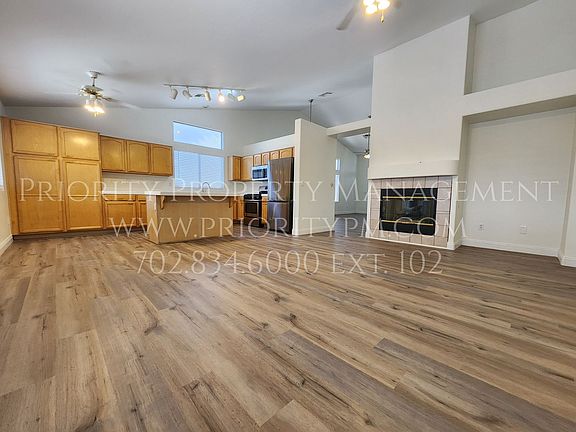 5th image of 3580 Yorba Linda Dr