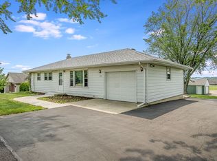 5309 Terra Cotta Rd, Crystal Lake, IL 60012