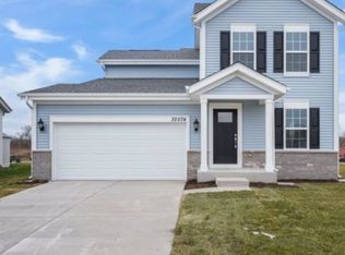 32074 Savannah Dr, Lakemoor, IL 60051