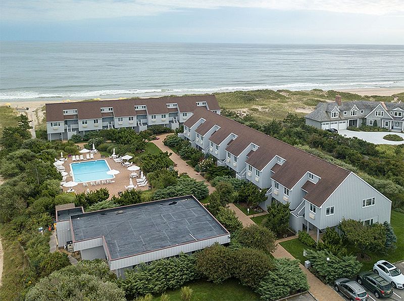 2062 Montauk Hwy Unit #25, Amagansett, NY 11930 | Out East