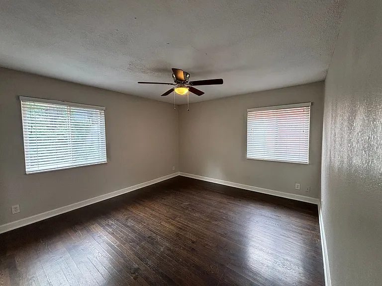 3704 Wyandotte St #6 — Photo 7