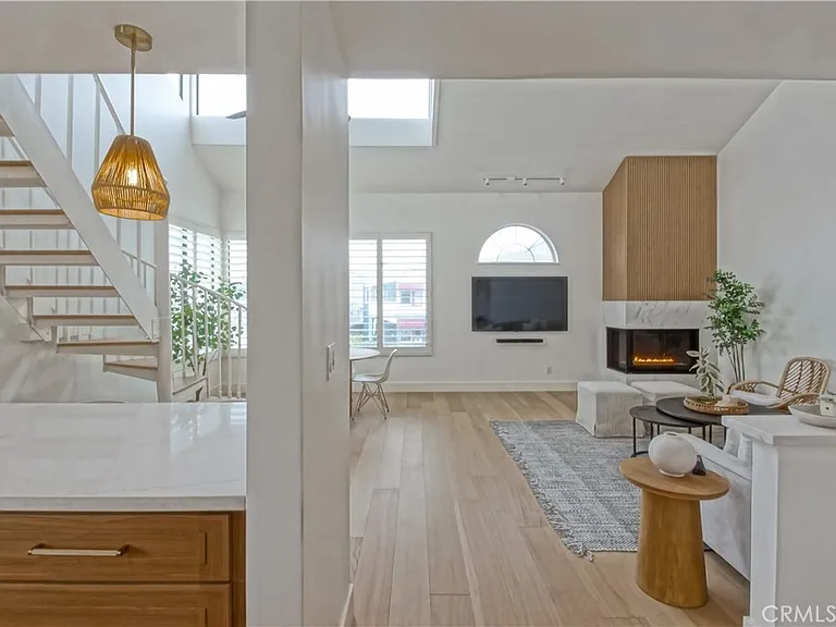 320 Marine Ave — Photo 15