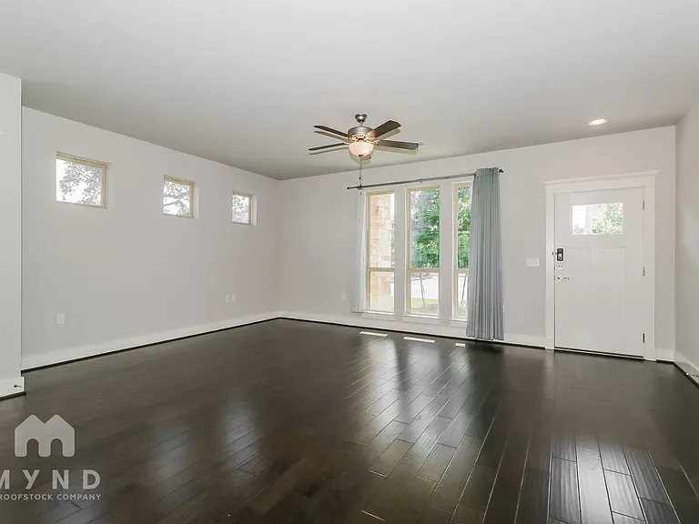 10601 Wills Loop — Photo 6