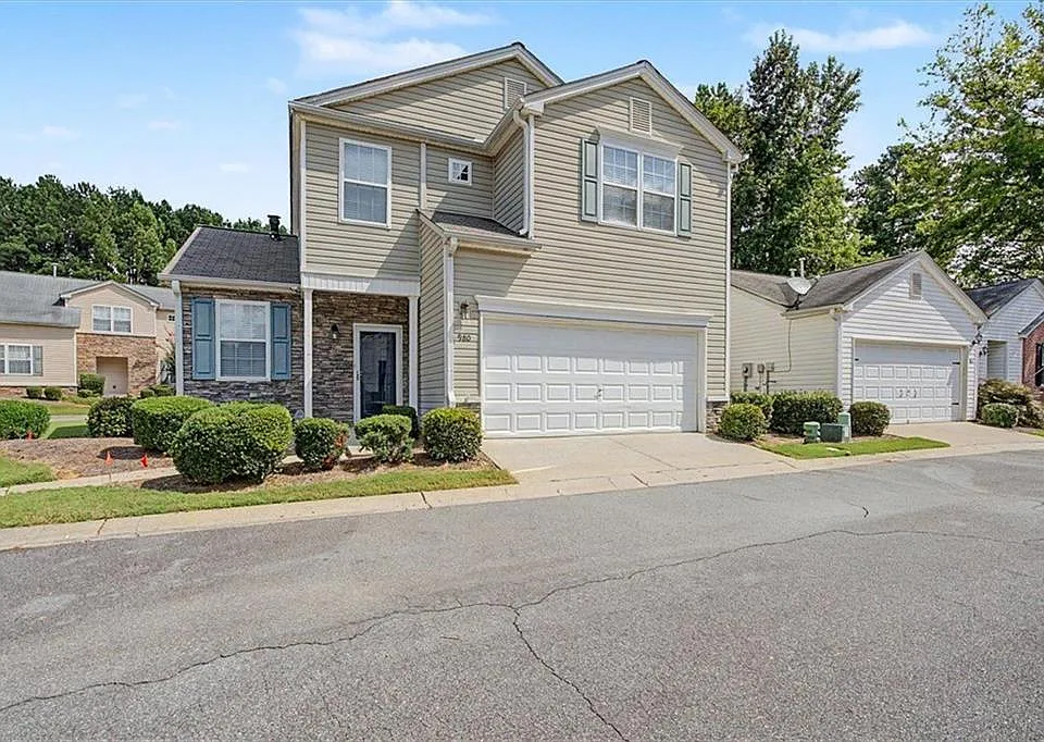 980 Windcroft Cir NW