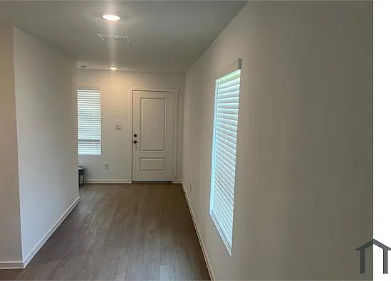 1840 Sanderling St — Photo 4