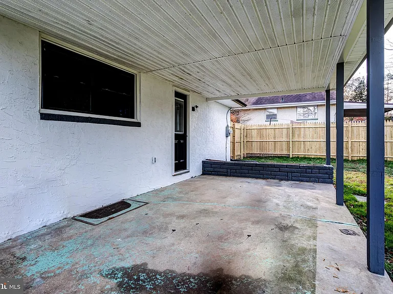 308 Lenox Rd — Photo 29