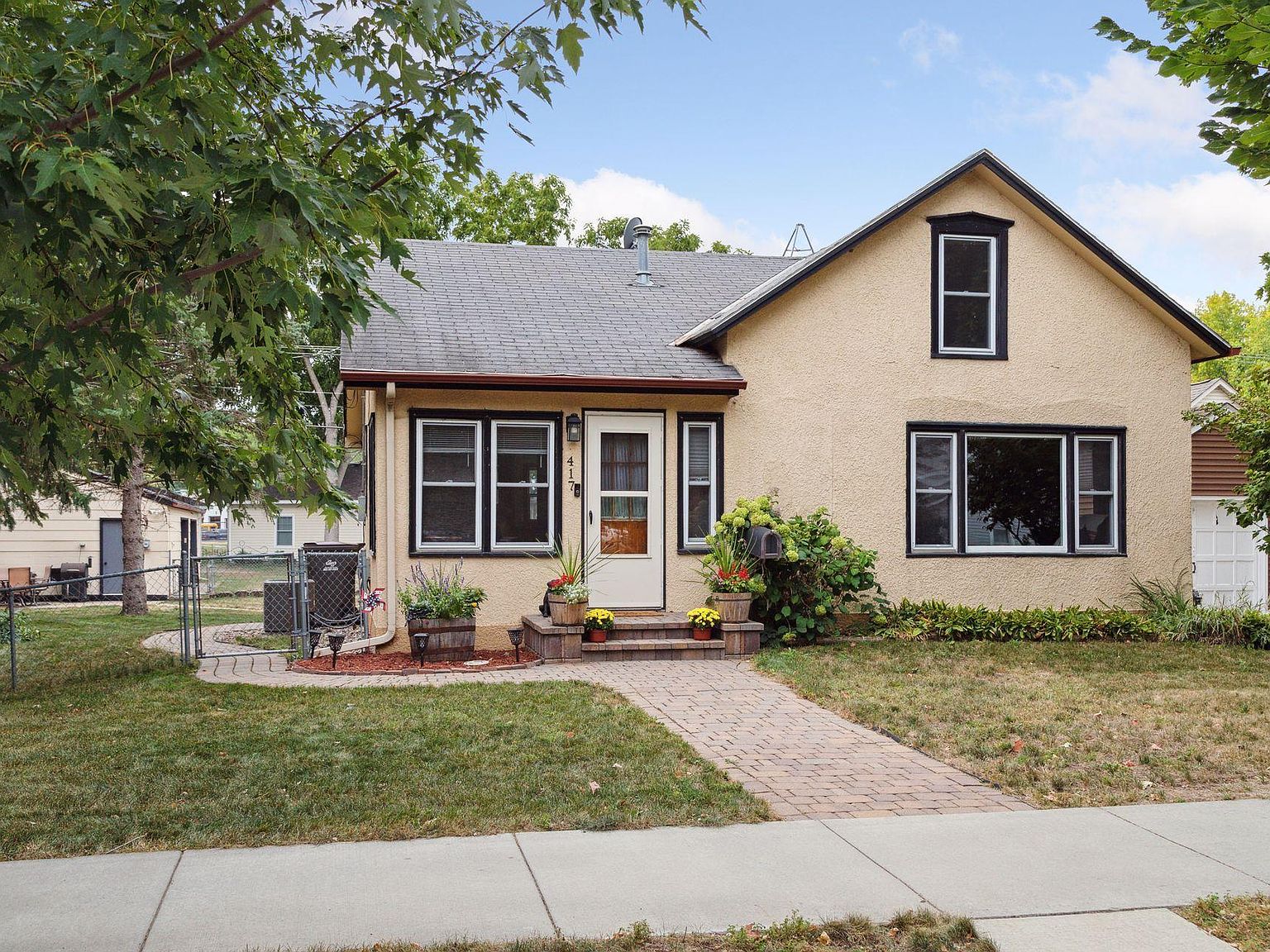 417 N Cedar St, Chaska, MN 55318 MLS 6450380 Zillow