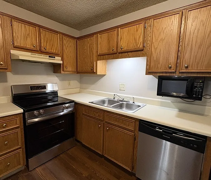 8860 Thomas St #12 — Photo 1