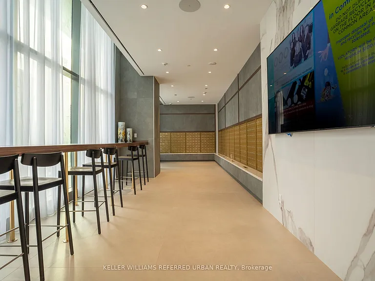 7890 Jane St #2910 — Photo 5