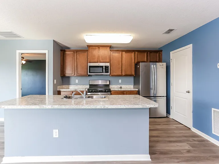 12394 Glimmer Way — Photo 8