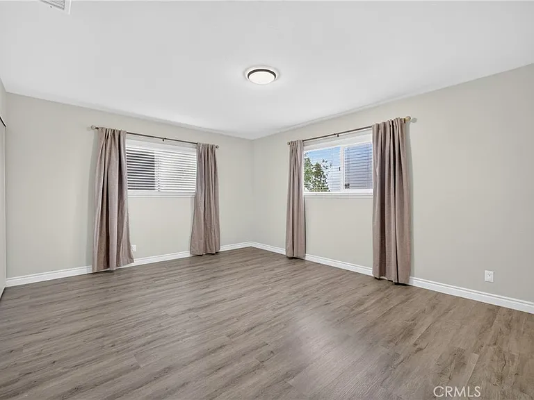 23547 Decorah Rd — Photo 21