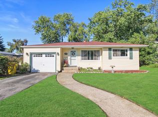 214 N Wright St, Griffith, IN 46319