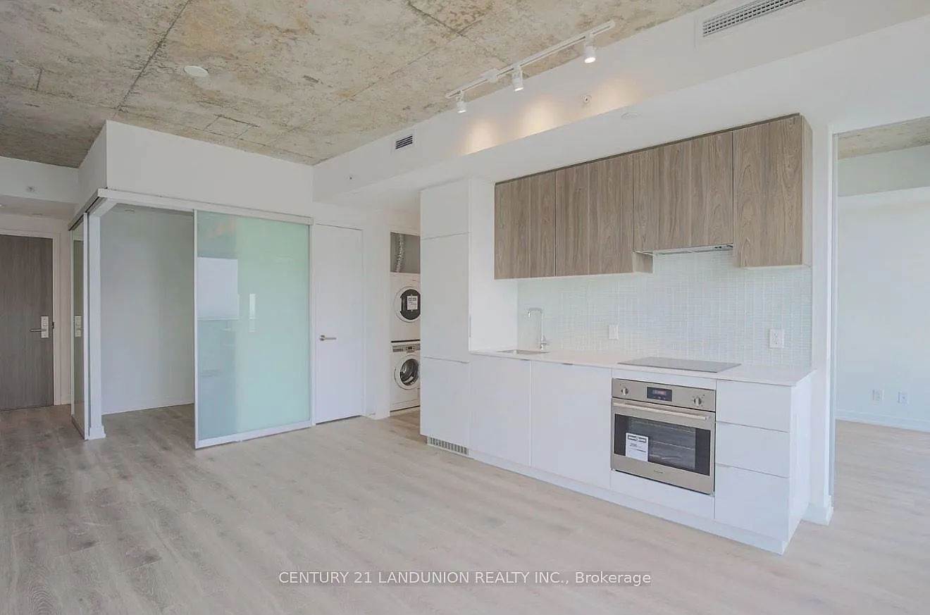 2 bed, $2,300 — Photo 3