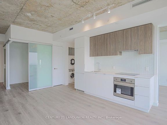 3rd image of 161 Roehampton Ave #2802