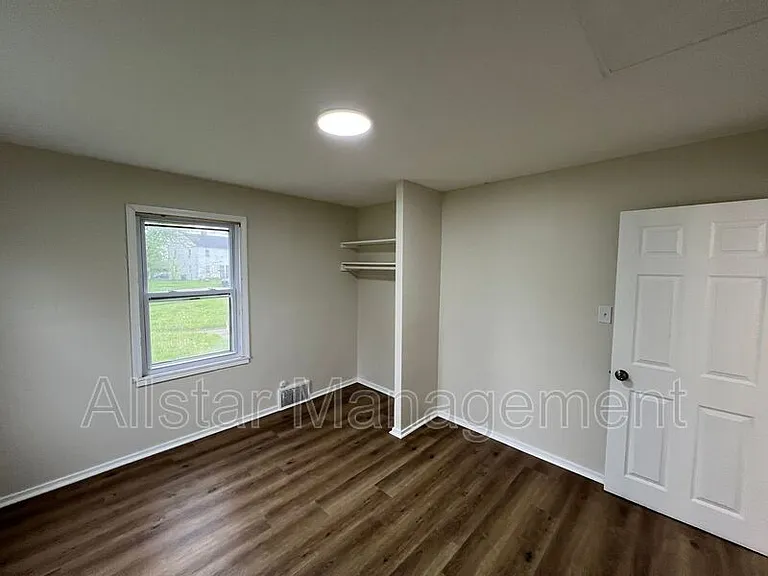 936 S Central Dr — Photo 6