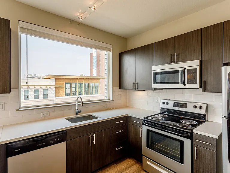 1516-1552 Xavier St — Photo 32