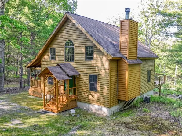 162 York Lake Road, Barryville, NY 12719