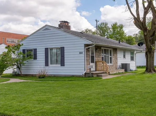 1922 E Fox St, South Bend, IN 46613