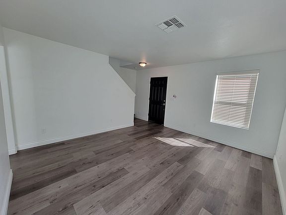4th image of 4448 W Rialto Ave