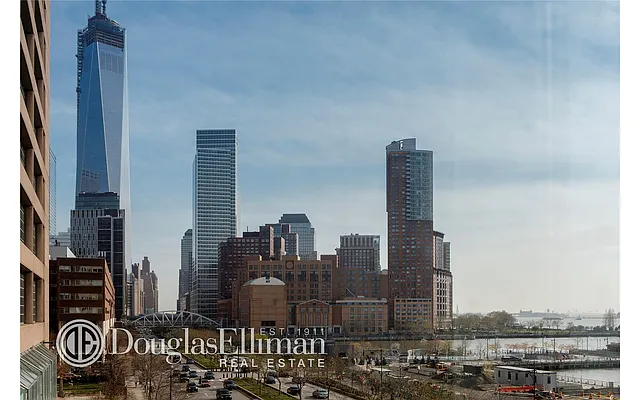 Rented by Douglas Elliman | media 24