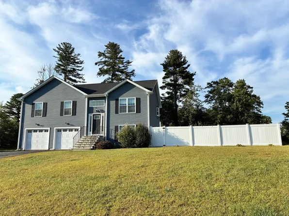 32 Indian Inn Rd, Thompson, CT 06277